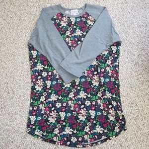 Quarter Sleeve Baseball T-shirt